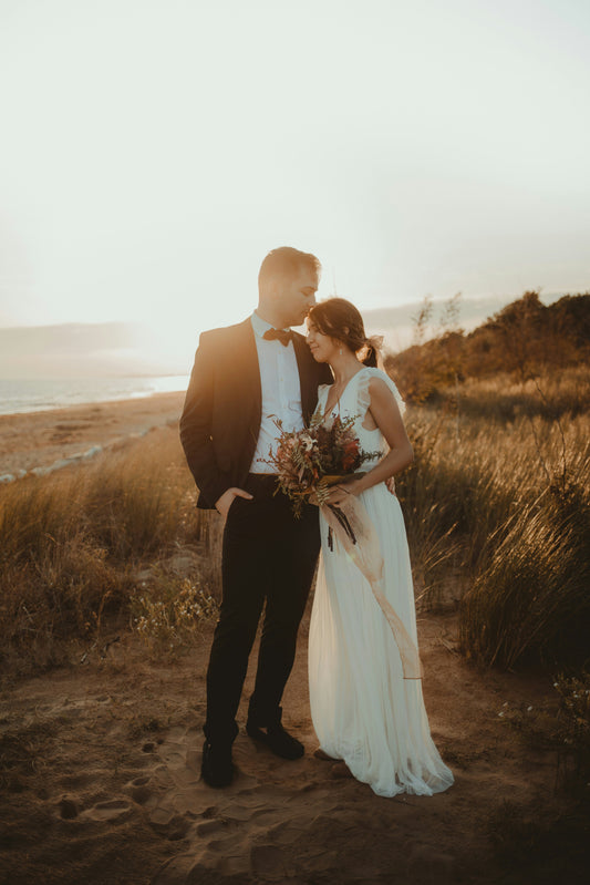 Planning an Elopement Wedding: Tips for Incorporating Fresh Flowers